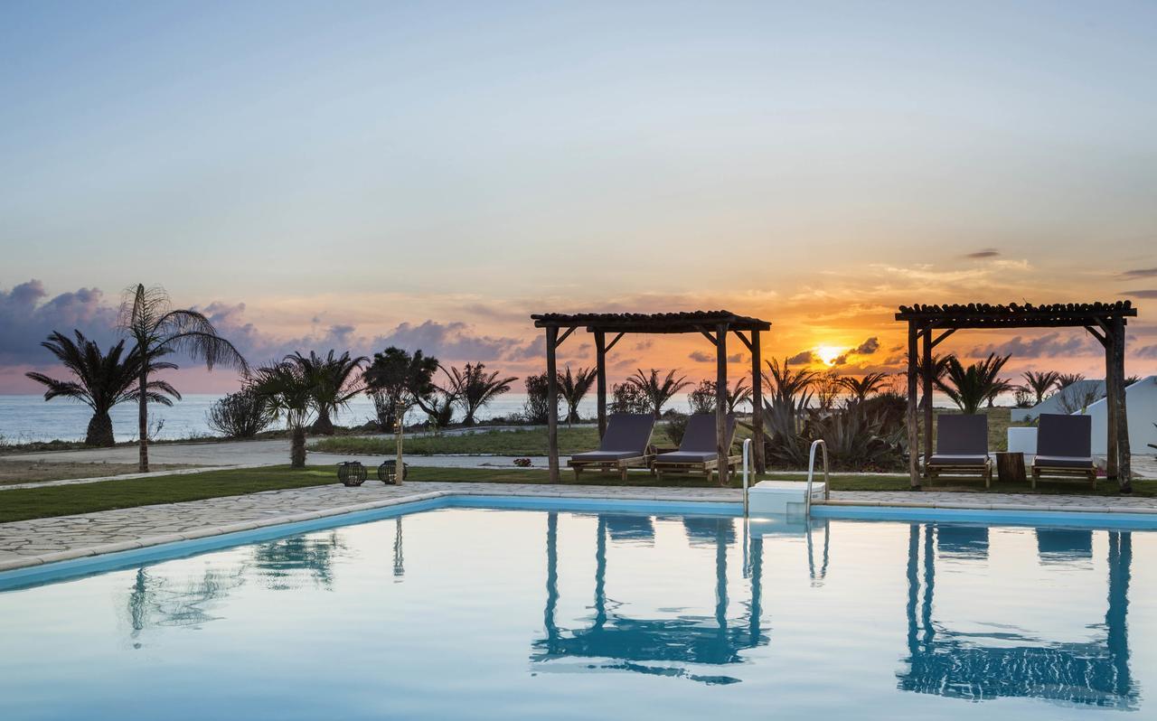 Kymata Bohemian Villas Ликсури Екстериор снимка